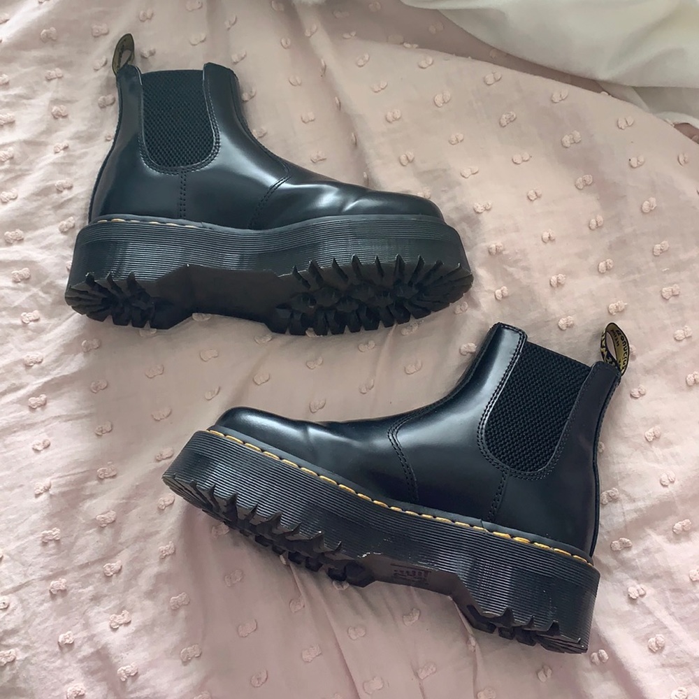 Dr. Marten 2976 PLATFORM CHELSEA BOOTS